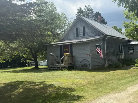 2653 Lee Road Lee ME 04455