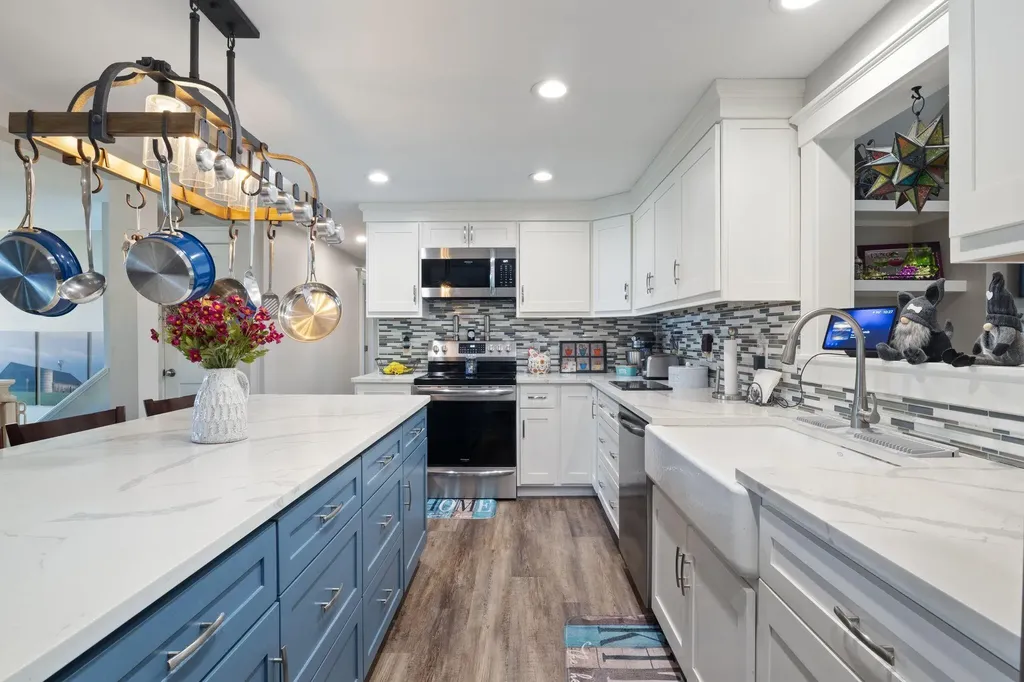 6 Bower Lane Old Orchard Beach ME 04064