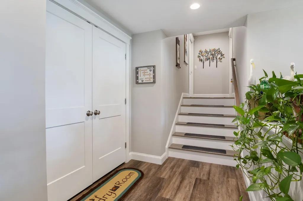 6 Bower Lane Old Orchard Beach ME 04064