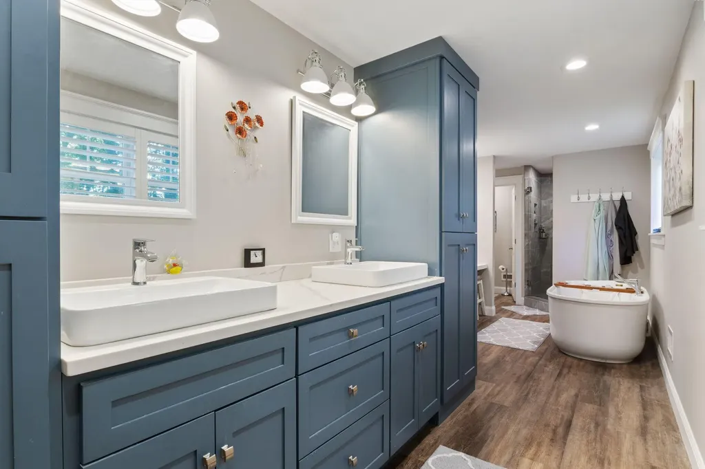6 Bower Lane Old Orchard Beach ME 04064
