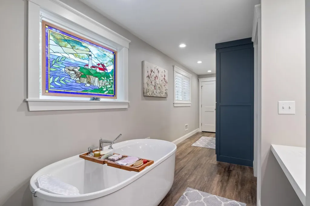 6 Bower Lane Old Orchard Beach ME 04064