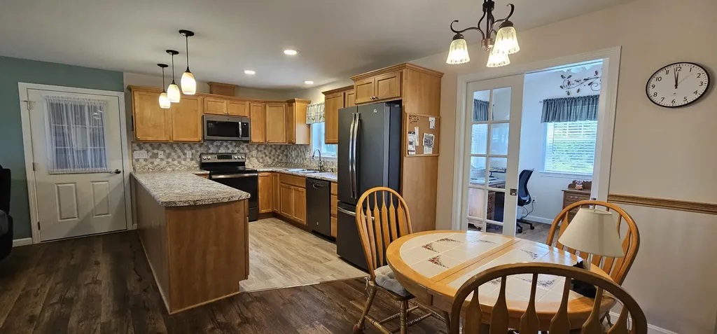 8 Meadow Drive Waterville ME 04901