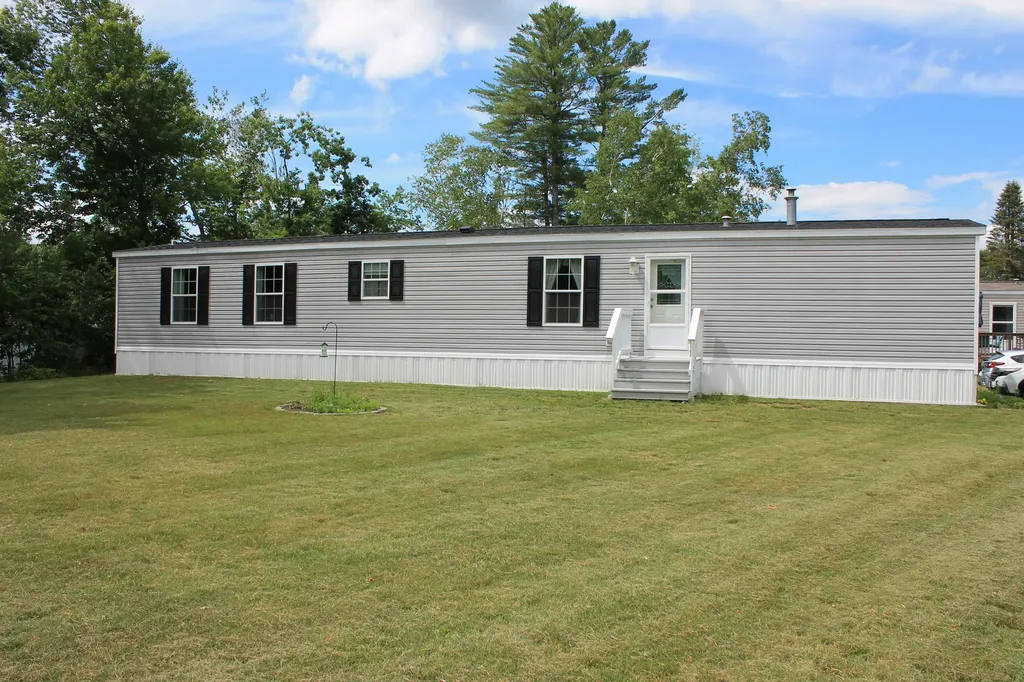 7 Arrowhead Drive Lisbon ME 04250