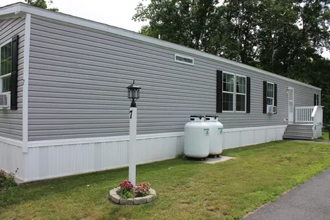 7 Arrowhead Drive Lisbon ME 04250