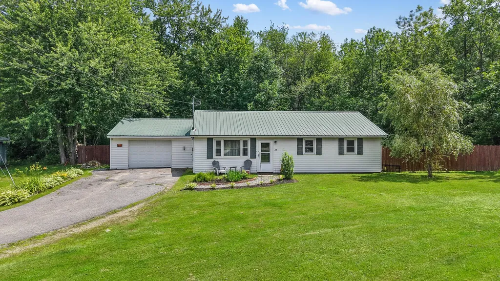 24 Birch Street Newport ME 04953