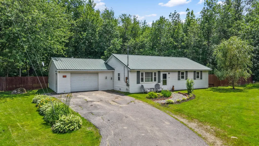 24 Birch Street Newport ME 04953