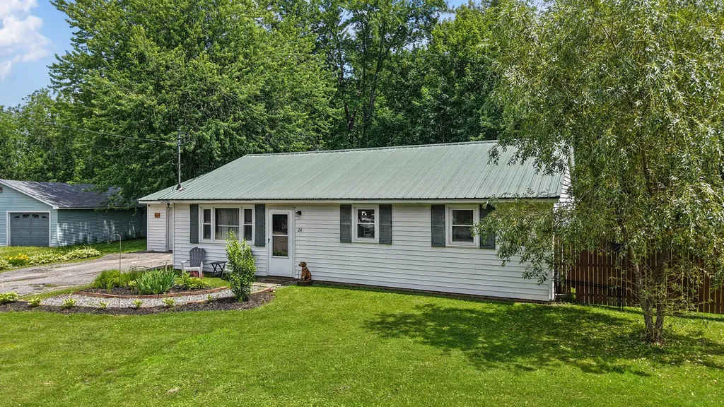 24 Birch Street Newport ME 04953