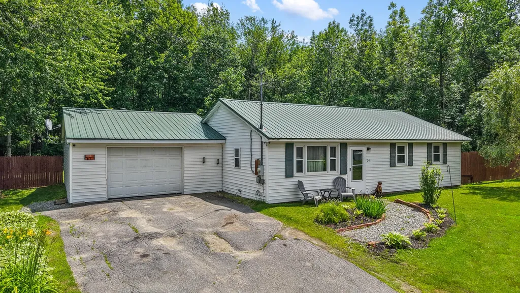 24 Birch Street Newport ME 04953