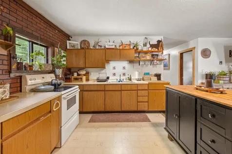 24 Birch Street Newport ME 04953