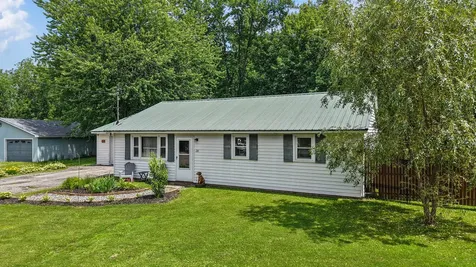 24 Birch Street Newport ME 04953