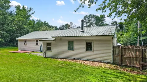 24 Birch Street Newport ME 04953