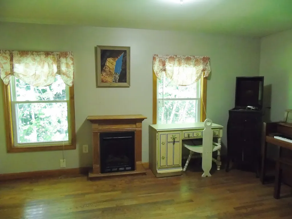181 Ellingwood Road Paris ME 04281