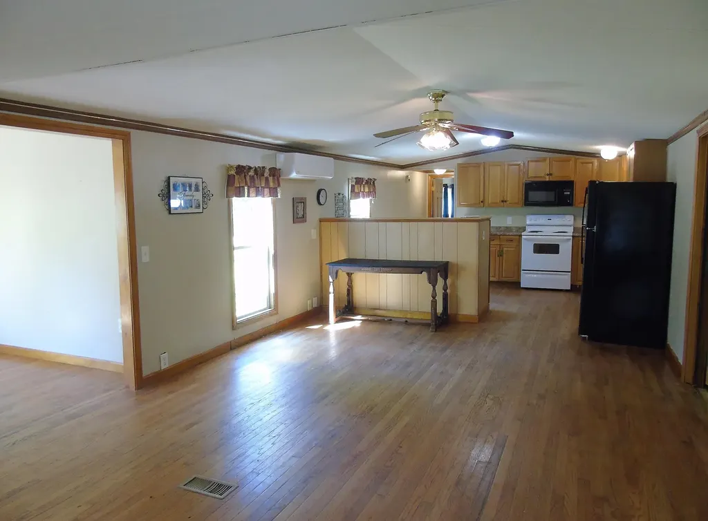 181 Ellingwood Road Paris ME 04281
