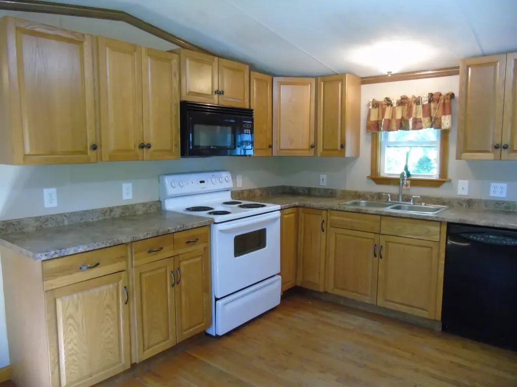181 Ellingwood Road Paris ME 04281