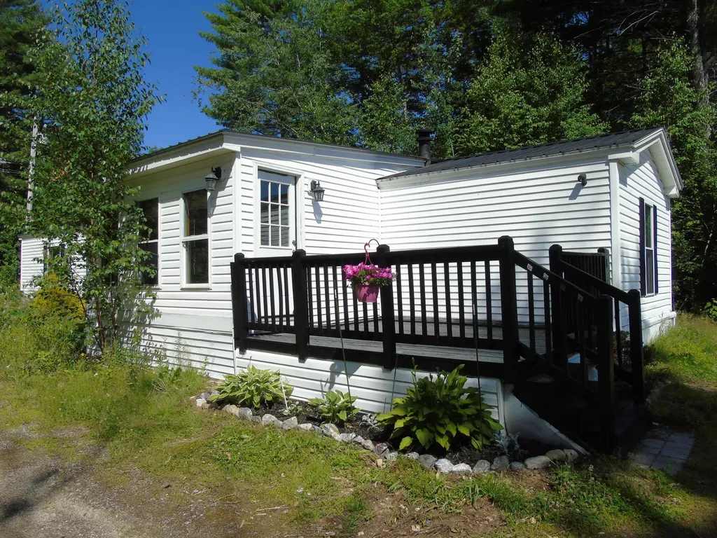 181 Ellingwood Road Paris ME 04281