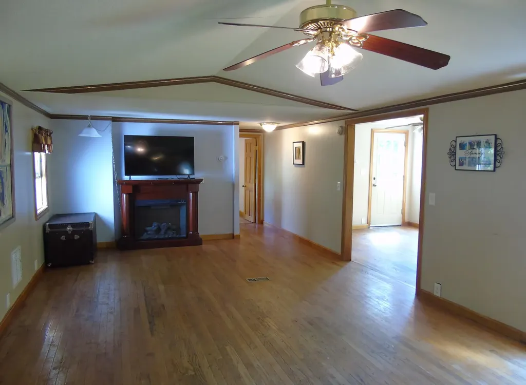 181 Ellingwood Road Paris ME 04281