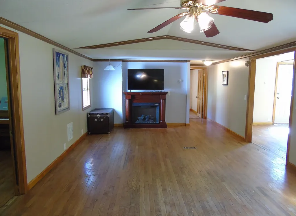 181 Ellingwood Road Paris ME 04281