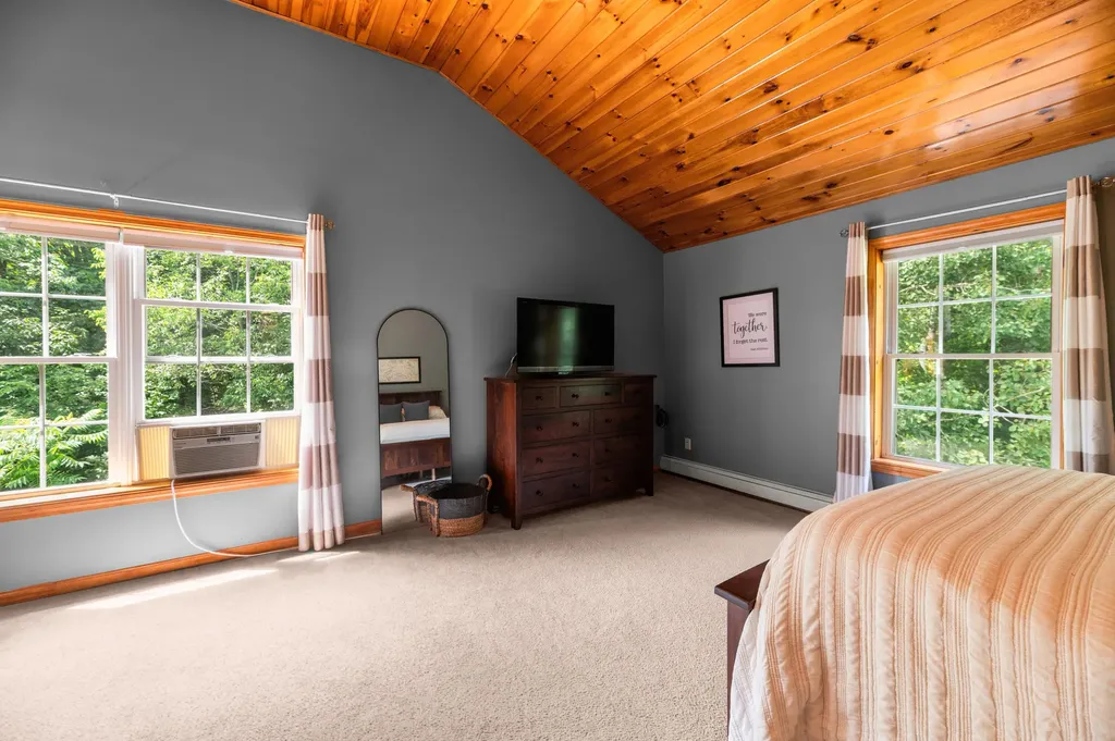 93 Central Street Hallowell ME 04347