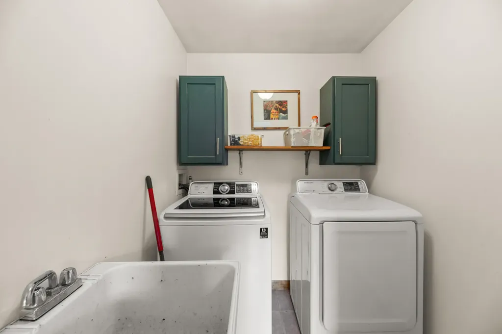 93 Central Street Hallowell ME 04347