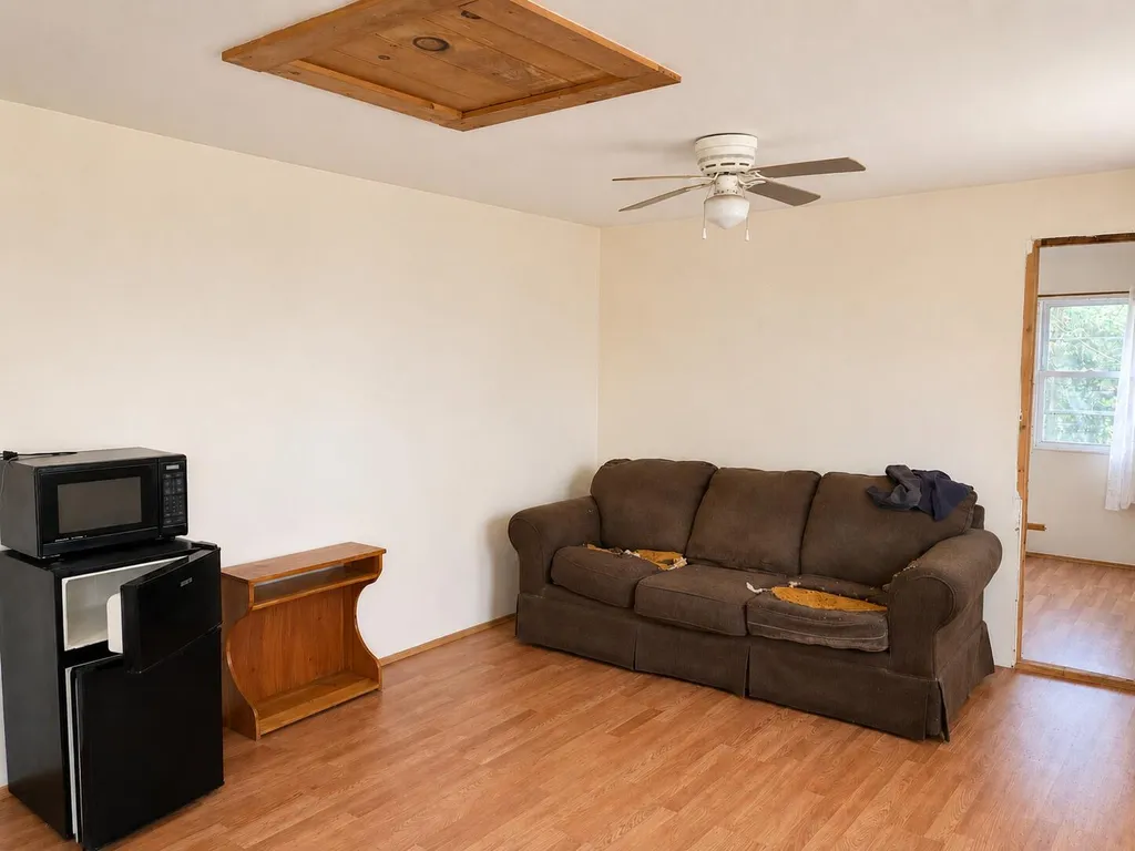 16 Hannah's Cove Beals ME 04611