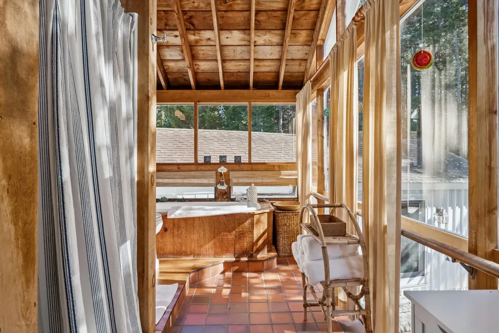 37 & 39 Broken House Drive Phippsburg ME 04562