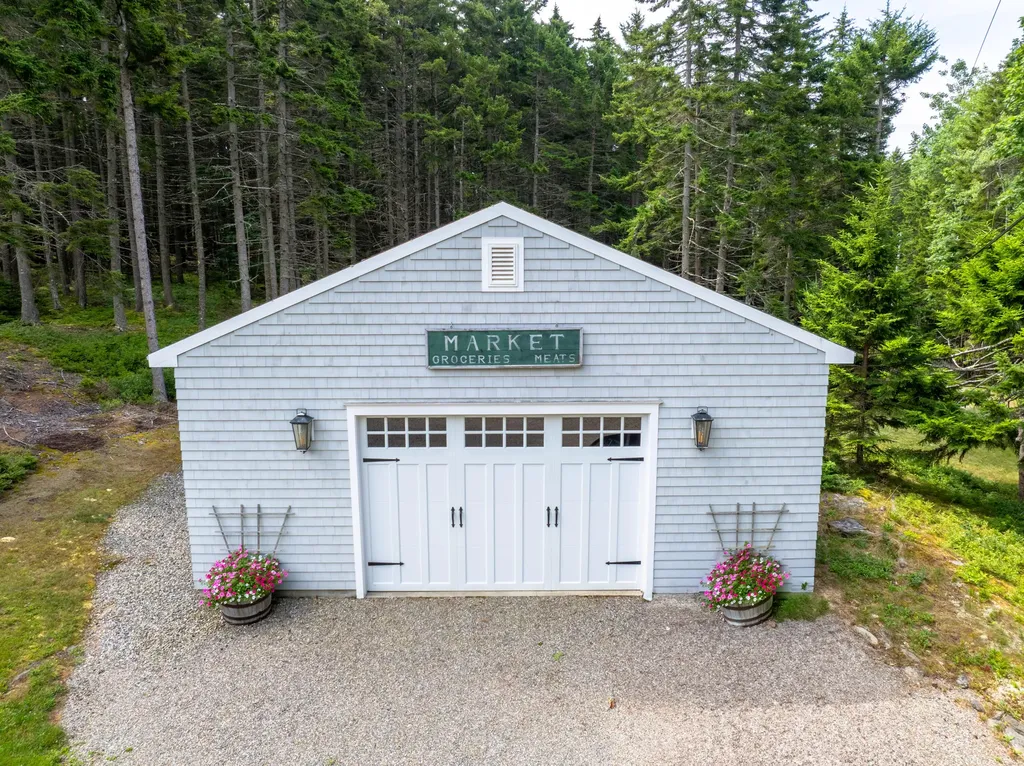 37 & 39 Broken House Drive Phippsburg ME 04562