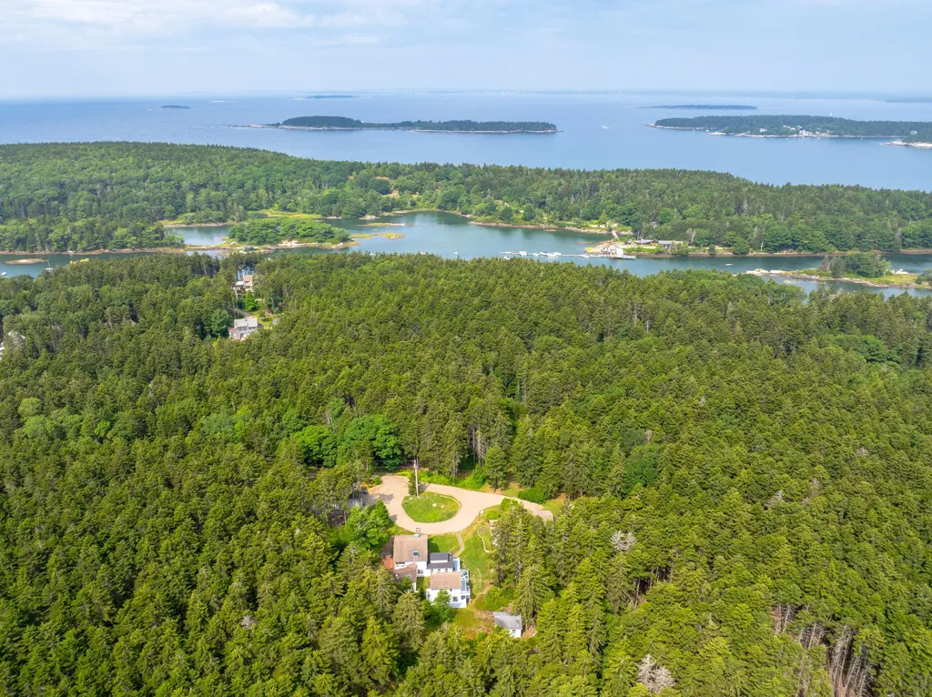 37 & 39 Broken House Drive Phippsburg ME 04562