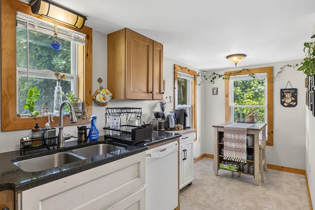 691 Eastern Avenue Augusta ME 04330