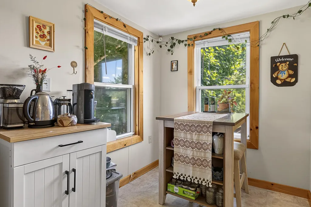 691 Eastern Avenue Augusta ME 04330