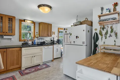 691 Eastern Avenue Augusta ME 04330