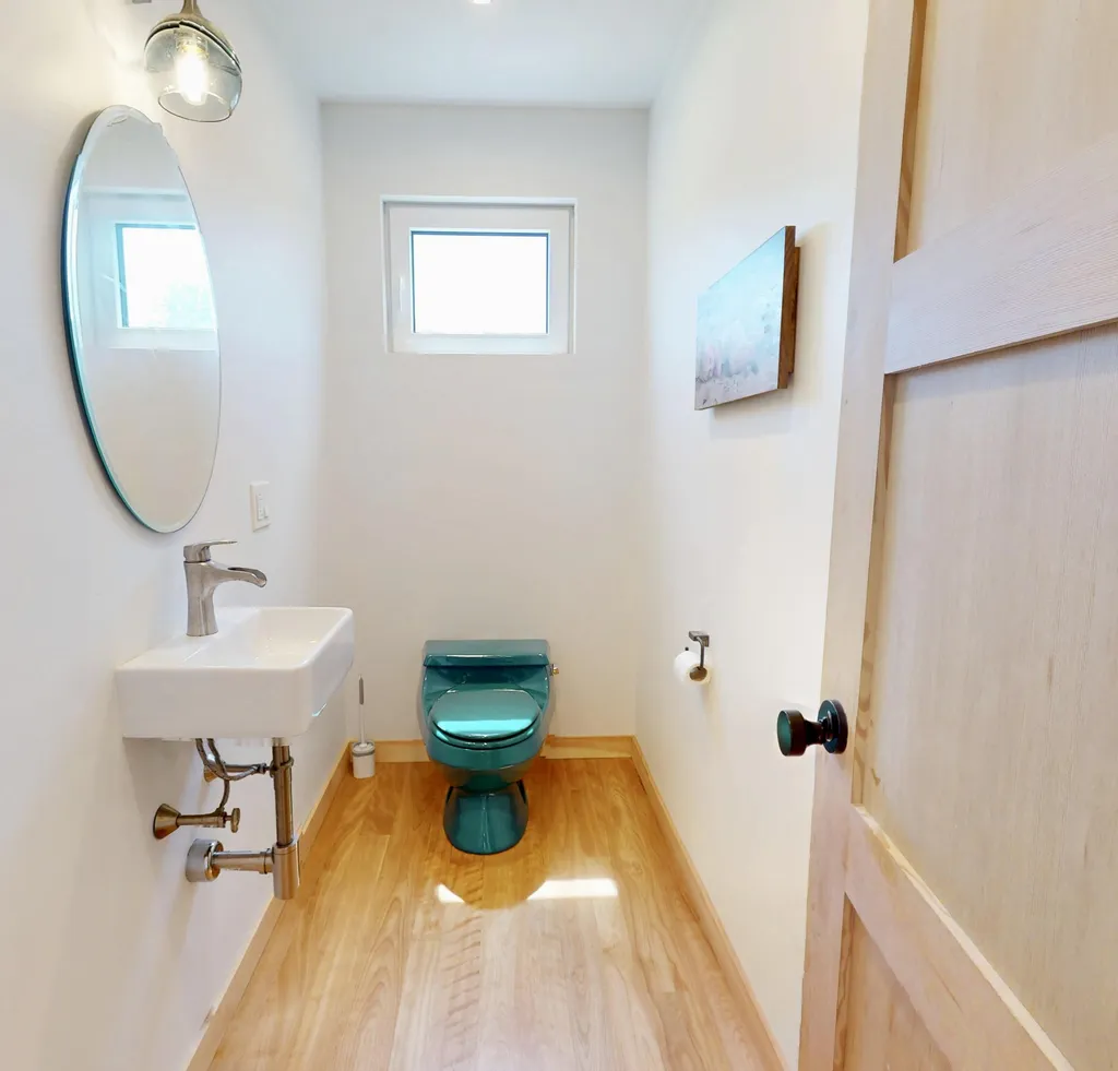 20 Sailors Way Vinalhaven ME 04863
