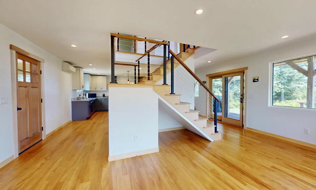20 Sailors Way Vinalhaven ME 04863