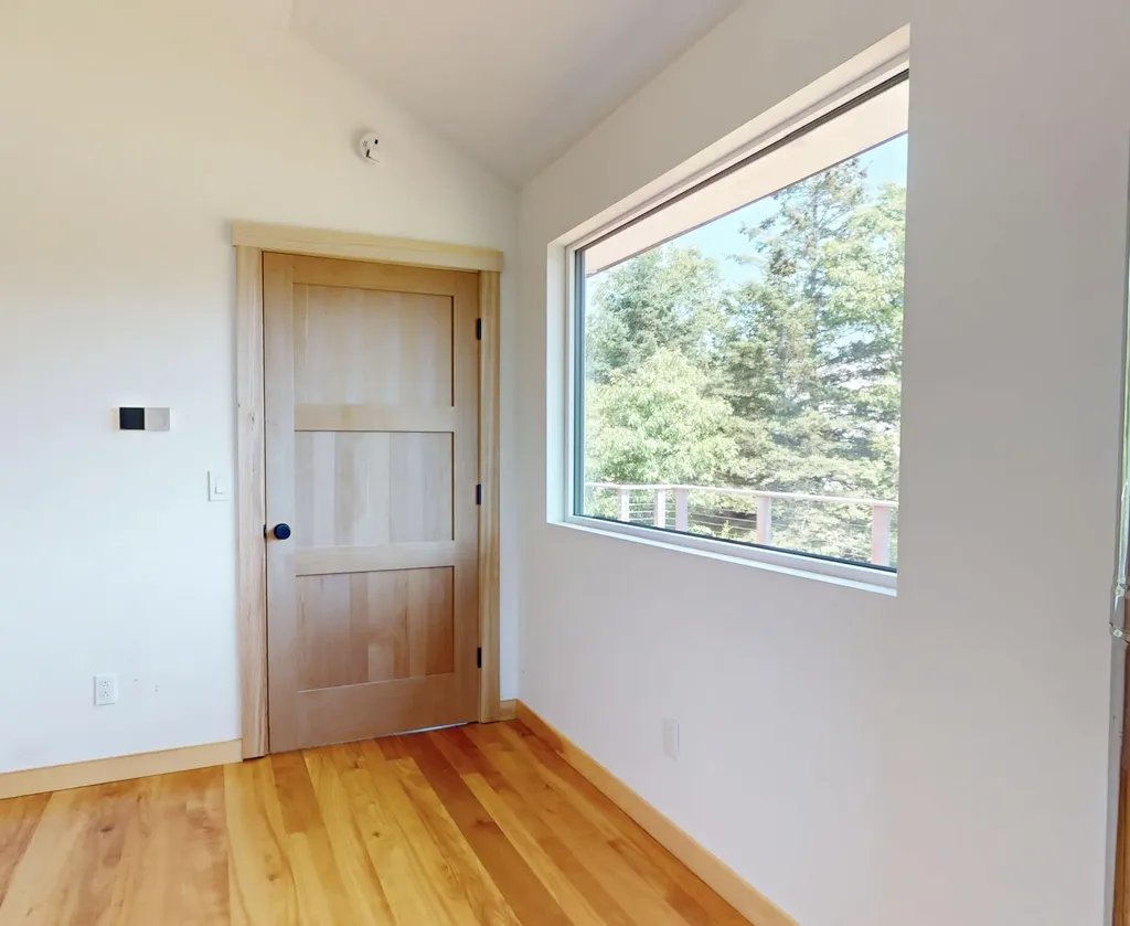 20 Sailors Way Vinalhaven ME 04863