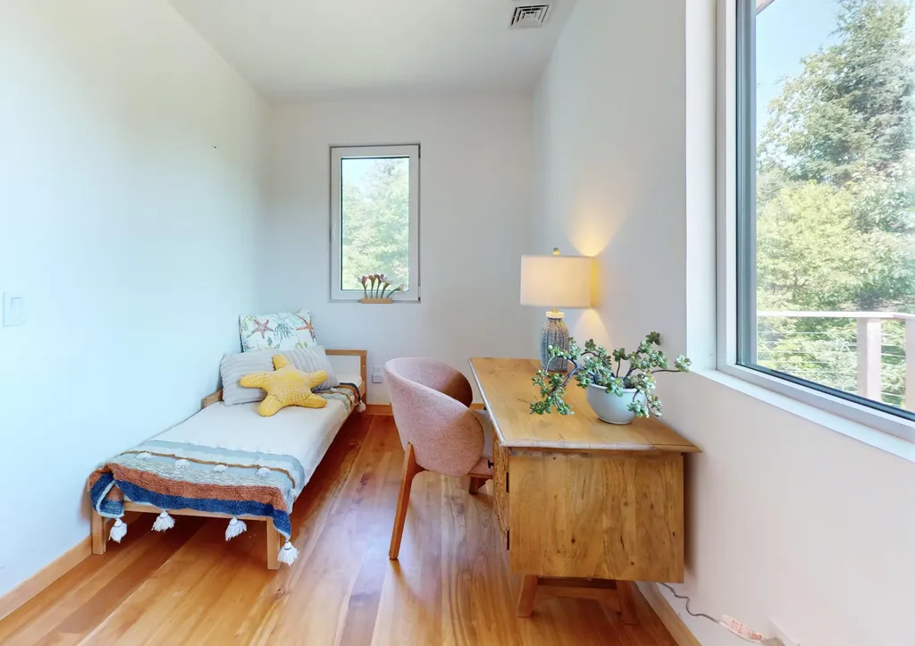 20 Sailors Way Vinalhaven ME 04863