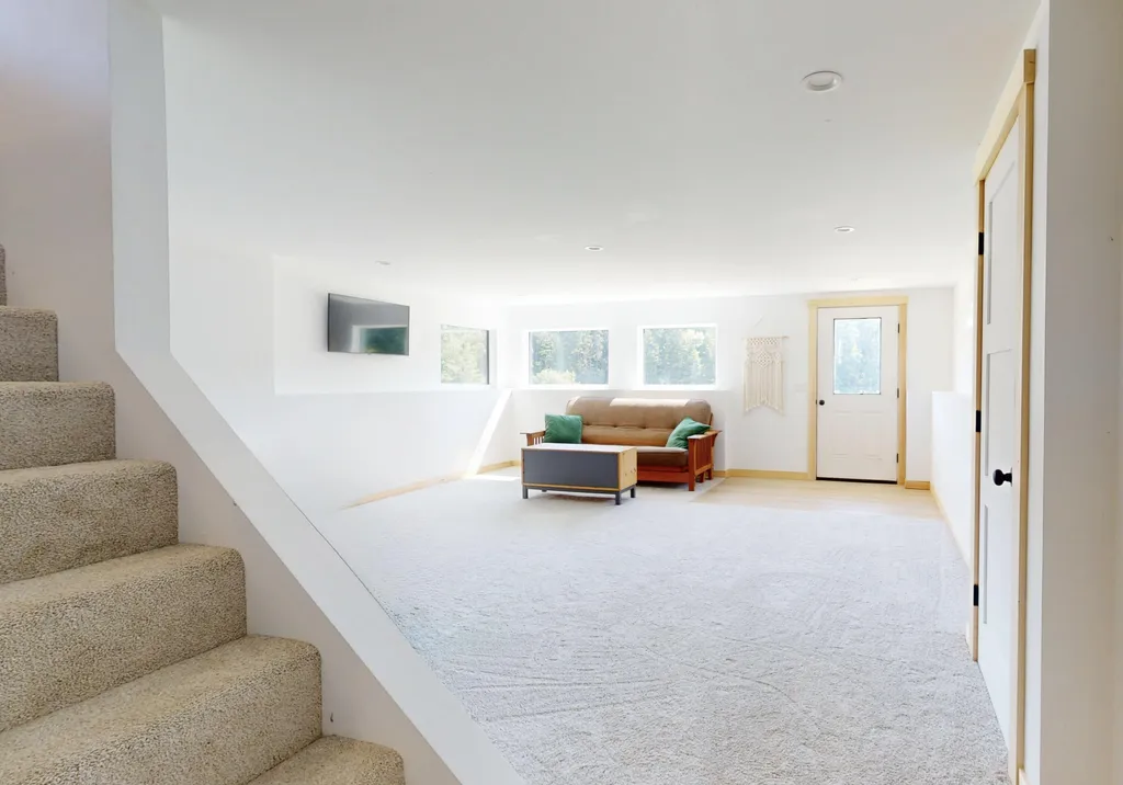 20 Sailors Way Vinalhaven ME 04863