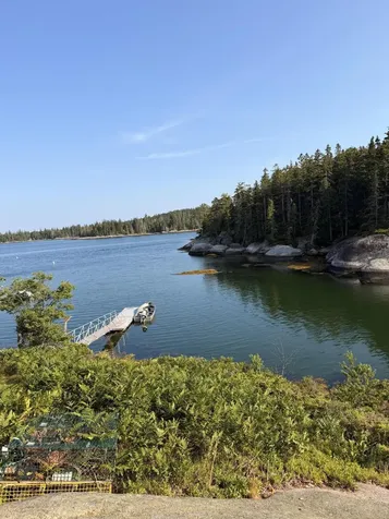 20 Sailors Way Vinalhaven ME 04863