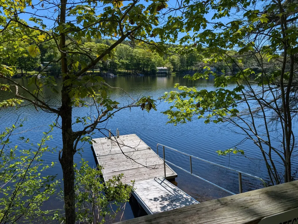 120-D Ledgewood Drive Boothbay ME 04537