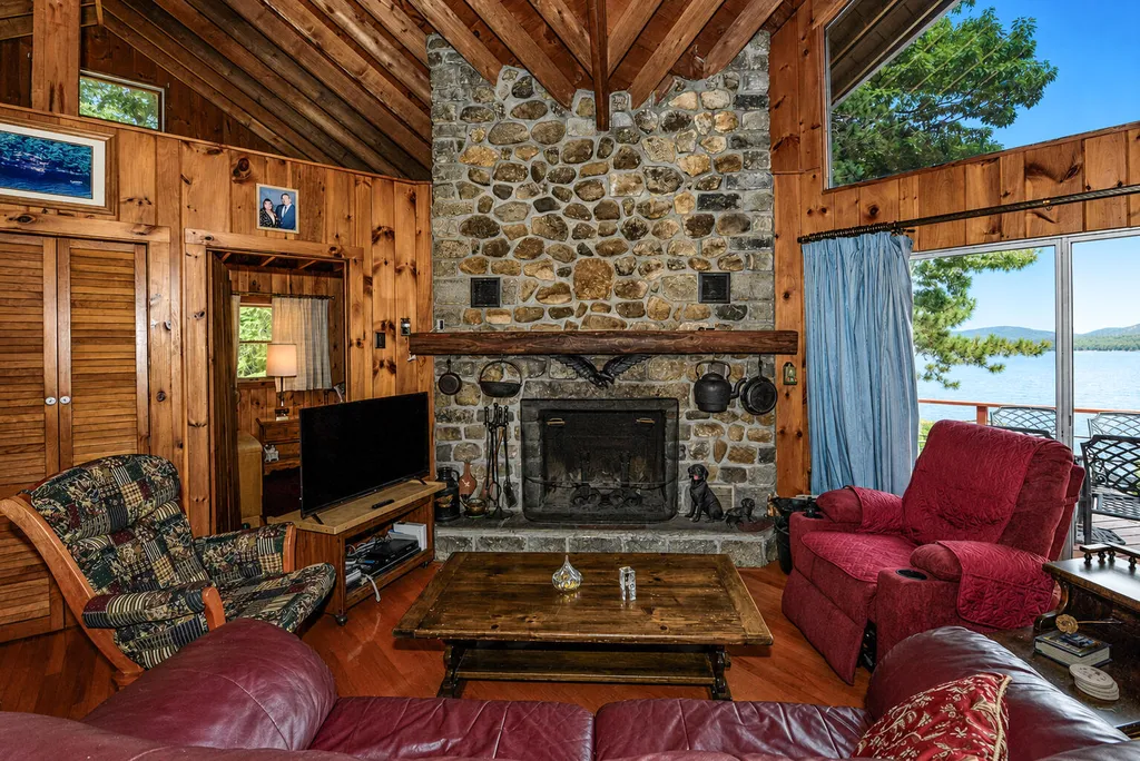 9 Johns Cove Bridgton ME 04009
