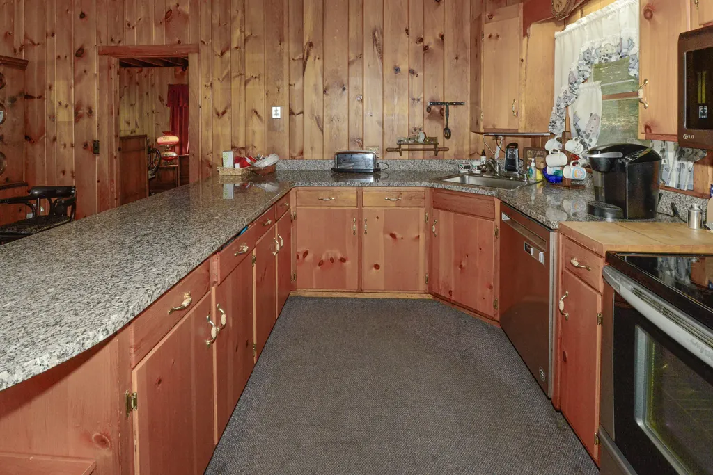 9 Johns Cove Bridgton ME 04009