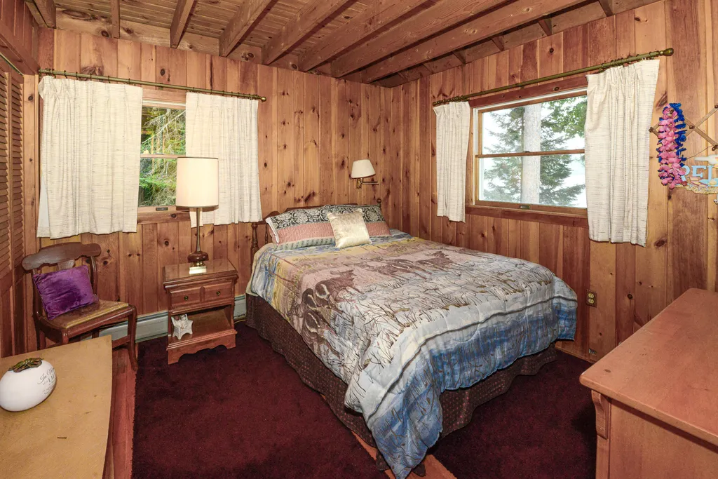 9 Johns Cove Bridgton ME 04009