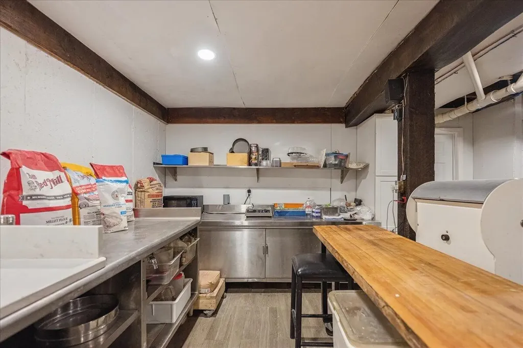 237 E Main Street Searsport ME 04974