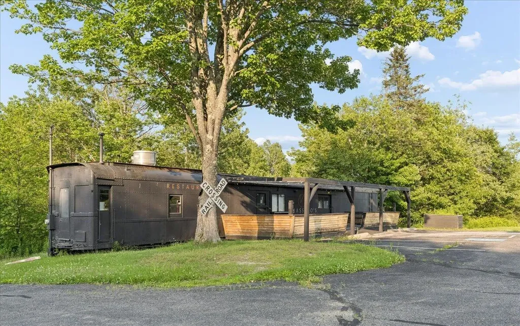 237 E Main Street Searsport ME 04974