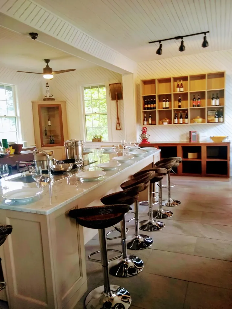 237 E Main Street Searsport ME 04974