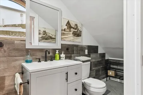 237 E Main Street Searsport ME 04974