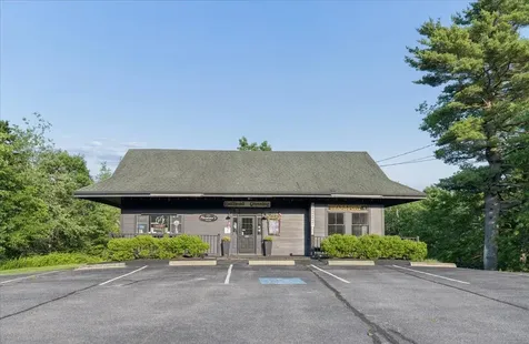 237 E Main Street Searsport ME 04974
