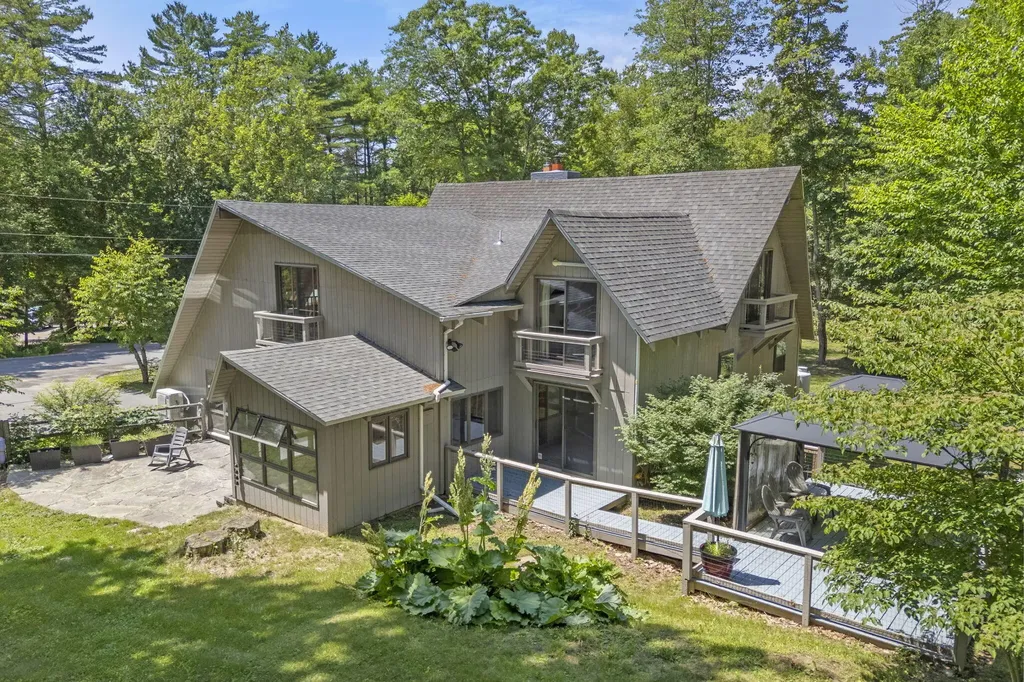 6 Robinson Drive Rockport ME 04856