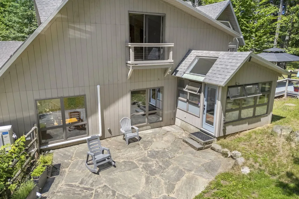 6 Robinson Drive Rockport ME 04856