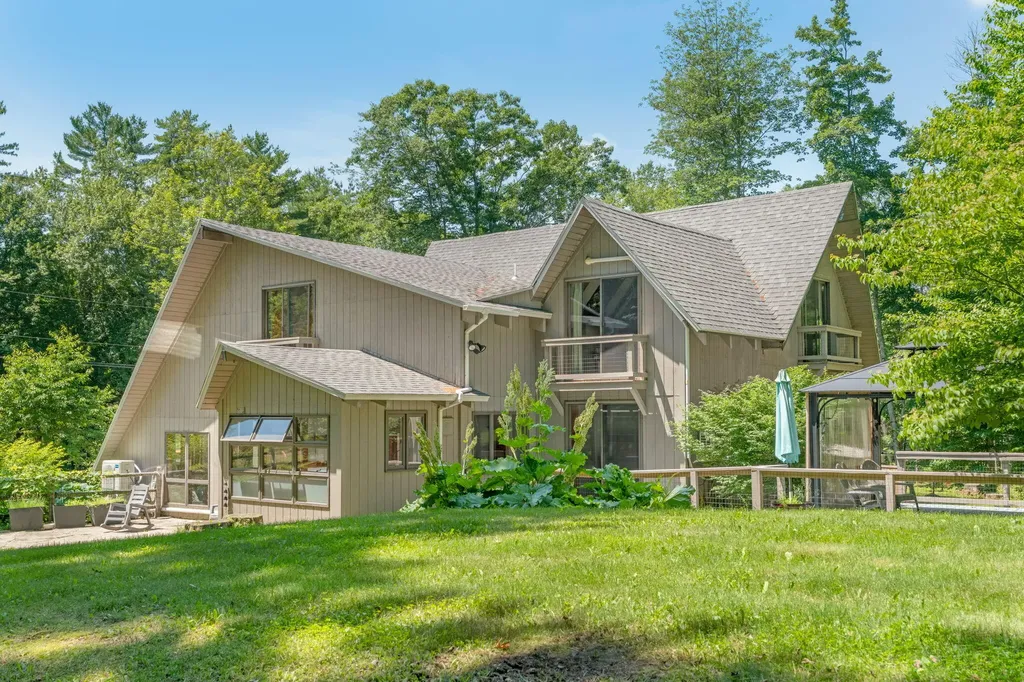 6 Robinson Drive Rockport ME 04856