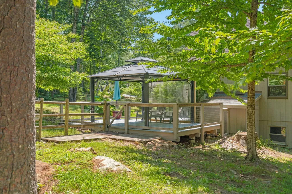 6 Robinson Drive Rockport ME 04856