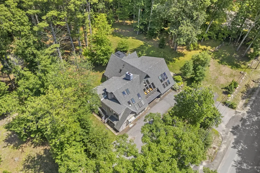 6 Robinson Drive Rockport ME 04856